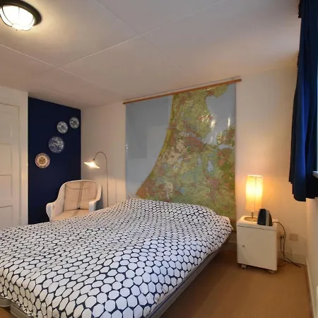 Deluxe Holiday In With Swimming Pool